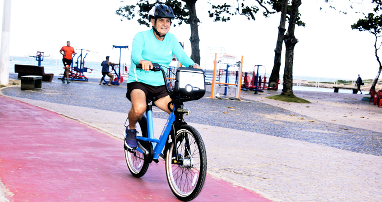 Vila Velha: serviço de aluguel público de bicicletas começa a funcionar